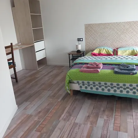 Pmr, Chez Nathalie Longeville-sur-Mer