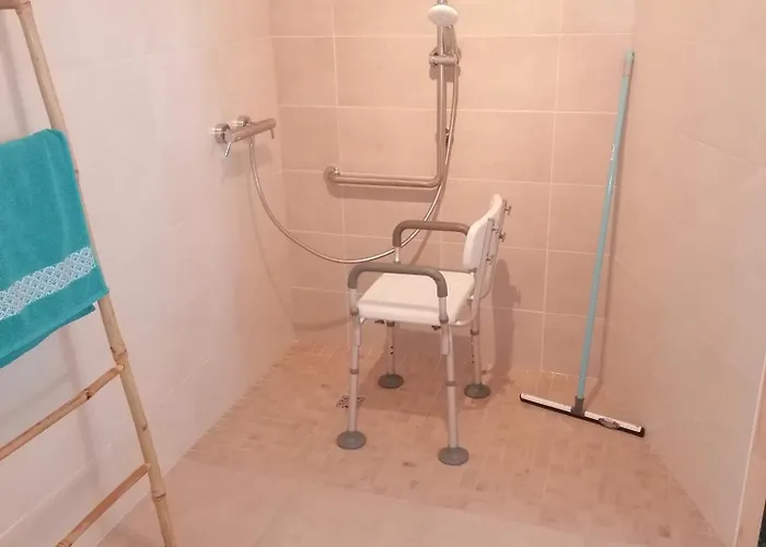 Pmr, Chez Nathalie Hébergement de vacances *